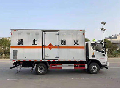 东洲爆破器材运输车